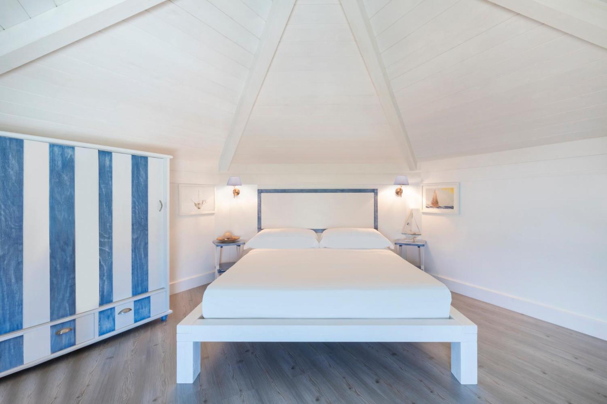 Hotel Lido Degli Scogli 4*